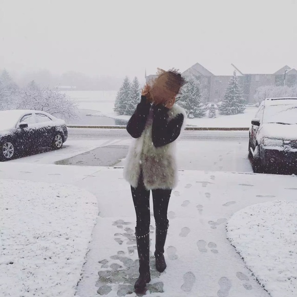 lily brown fur vest - Picture 2 of 7